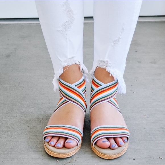 RAINBOW STRIPE SANDALS - Charleston Shoe Co Benjamin - Picture 1 of 4